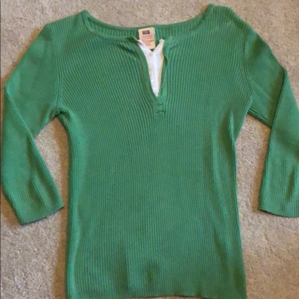 Woman’s Sweater Top